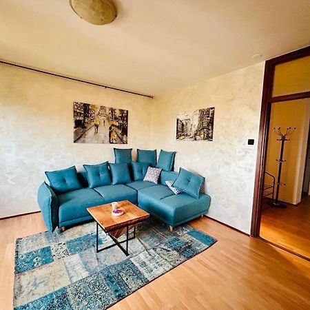 Fly By Suite - Zagreb Airport - 0-24H Self Check In&Out - Parking On Site Velika Gorica Buitenkant foto